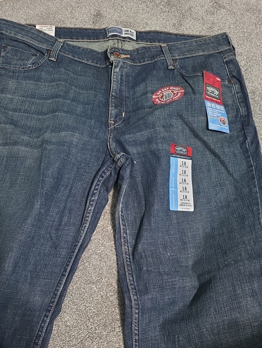 Levi's No Gap Dark Blue Denim Jeans